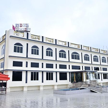Hotel Vedika Garden Āmbavna Exterior foto